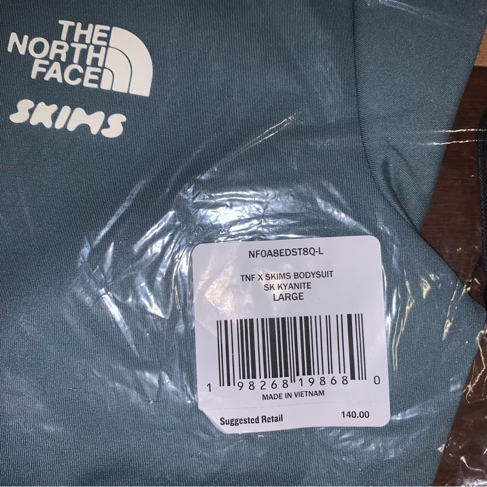BNWT- SKIMS Long-Sleeve Full Zip Slate Blue Catsuit - Picture 5 of 5